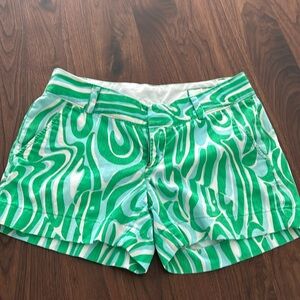 Lilly Pulitzer The Chipper Shorts in Finders Keepers Size 4